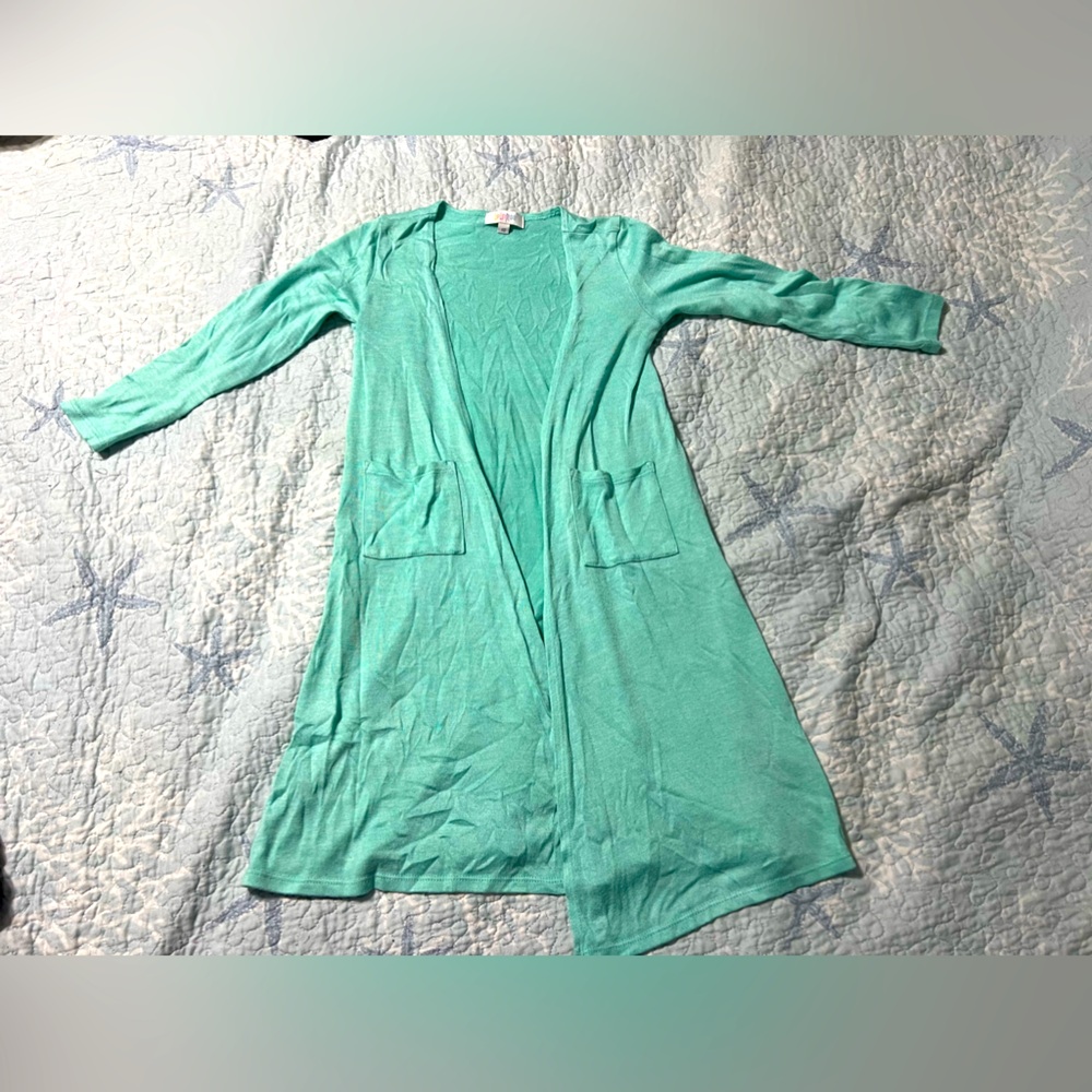 beautiful lularoe cardigan